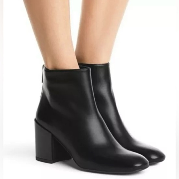 Stuart Weitzman Shoes - Stuart Weitzman Women's Bacari Leather High-Heel Black Booties